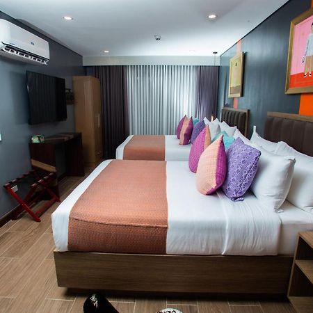 Hotel Unwnd Flats à Makati City Extérieur photo